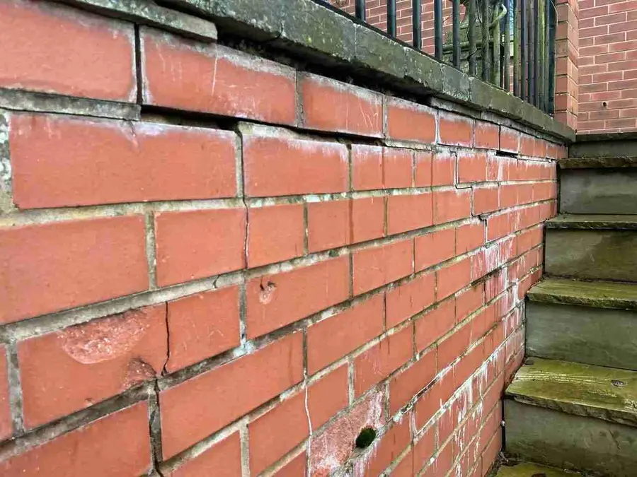 Cavity wall separation structural assessment in Corby